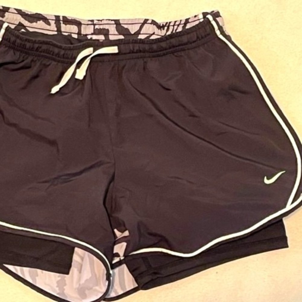 Nike Bottoms | Nike Girls Dri-Fit Tempo 2-in-1 Zebra Running Shorts Size L
